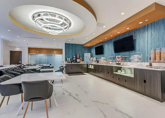 Est Hotel